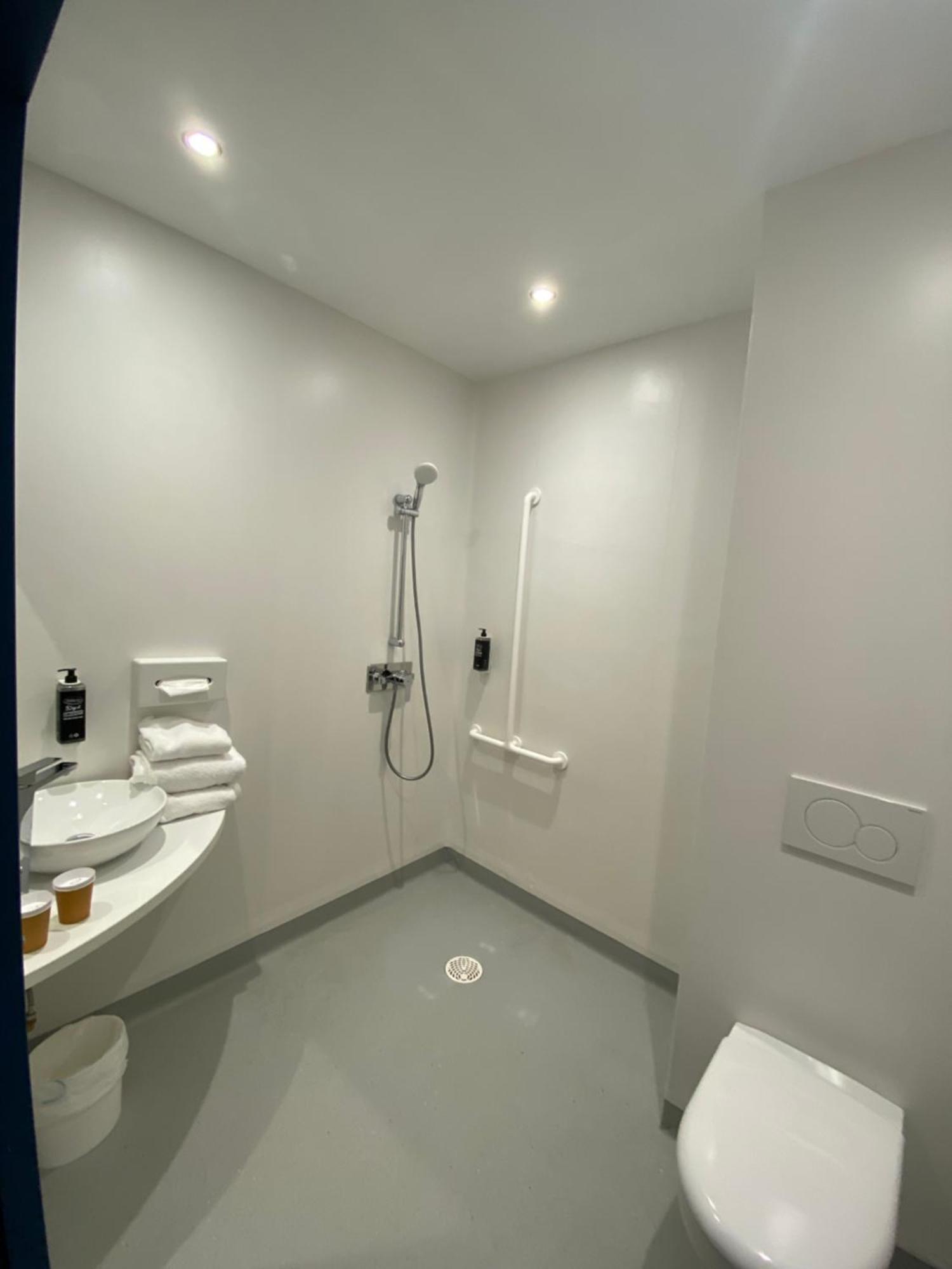 Ibis Budget Loudeac Velodrome Exterior foto